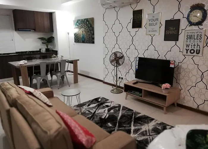 Seaview Landmark Studio Homestay At Gurney 无敌海景套房
