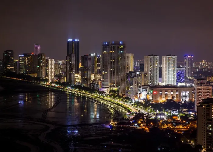 Seaview Landmark Studio Homestay At Gurney 无敌海景套房