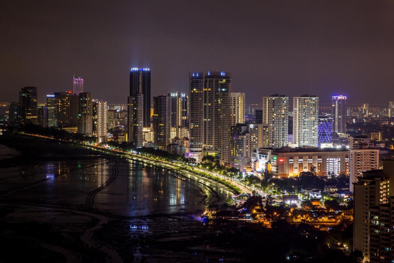 Seaview Landmark At Gurney 无敌海景套房 Apartment *