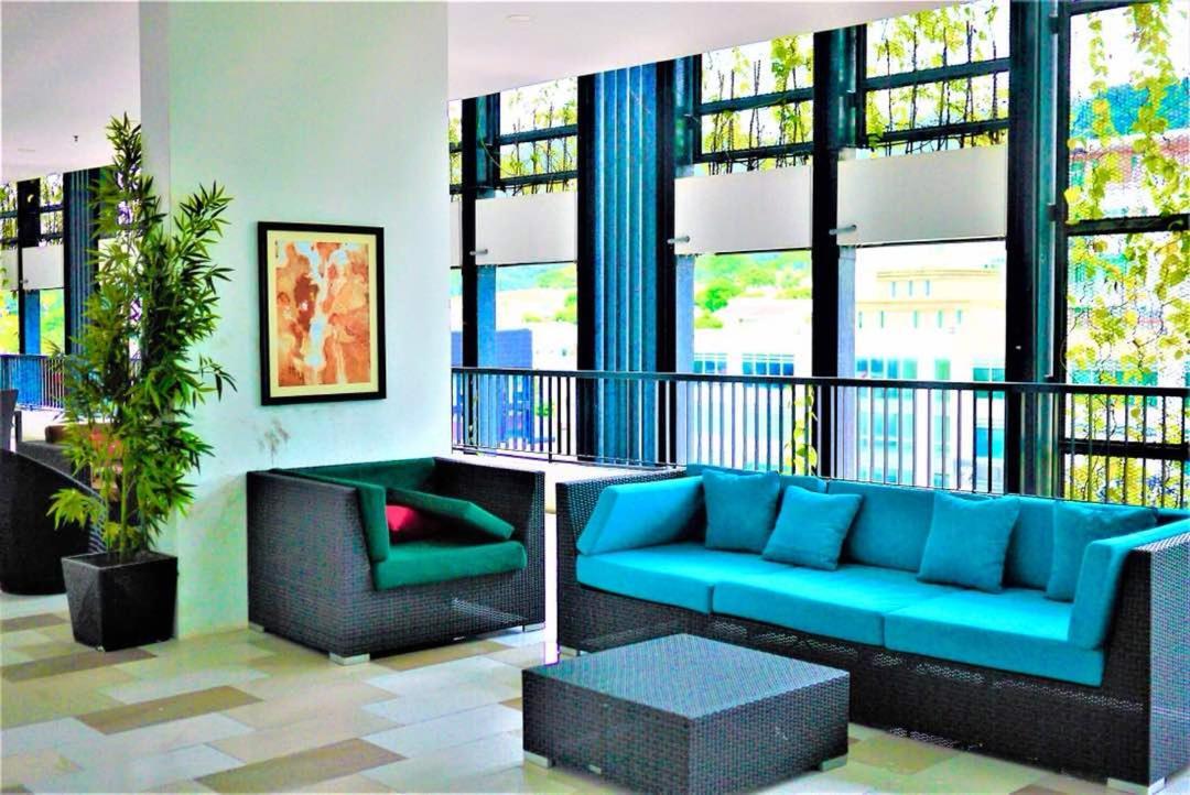 Seaview Landmark At Gurney 无敌海景套房 Apartment